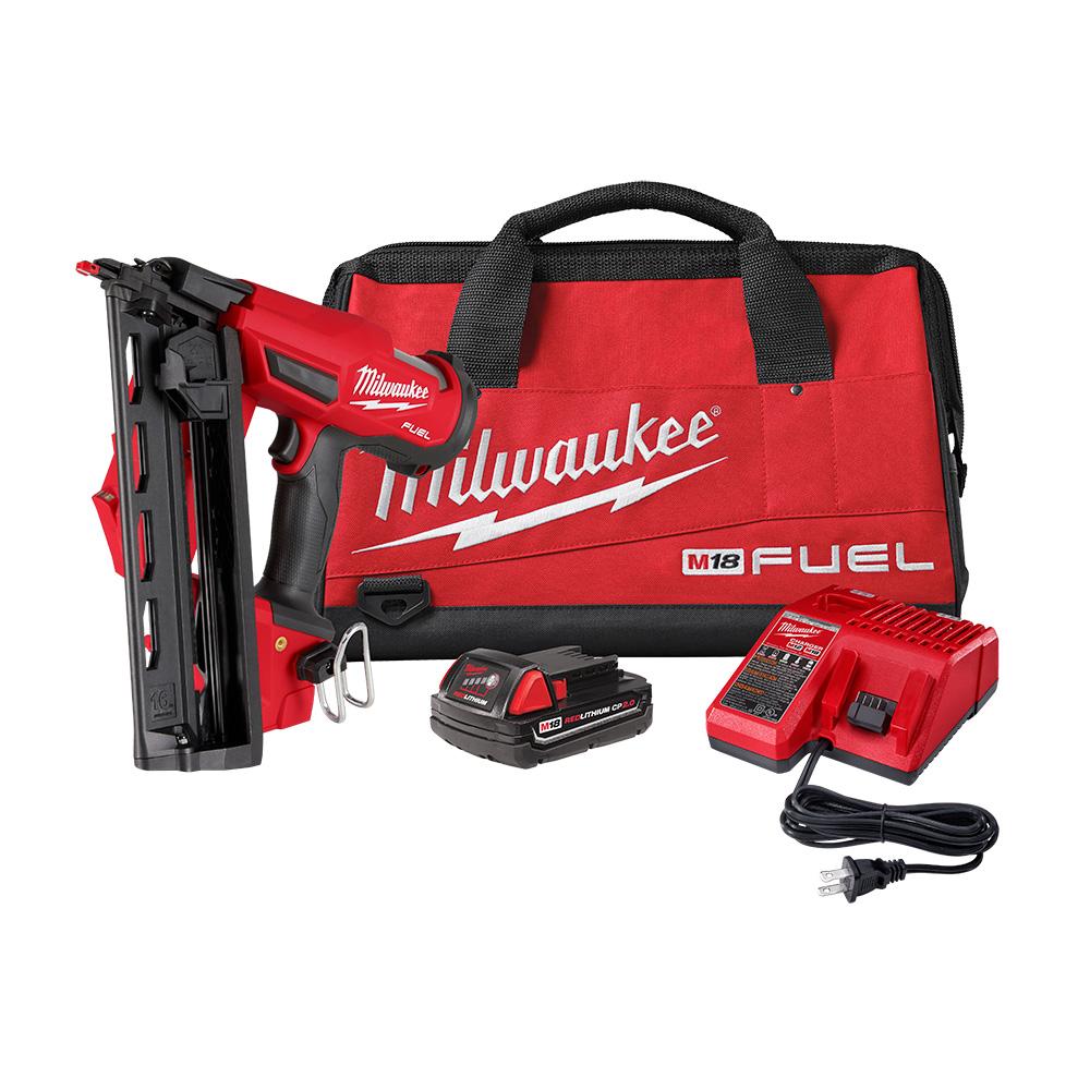 M18 FUEL™ 16 Gauge Angled Finish Nailer Kit